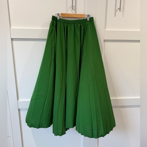 Reminisce Green Renaissance Skirt - Ren Costumes - Size 36 - 1X/2X - Picture 1 of 2